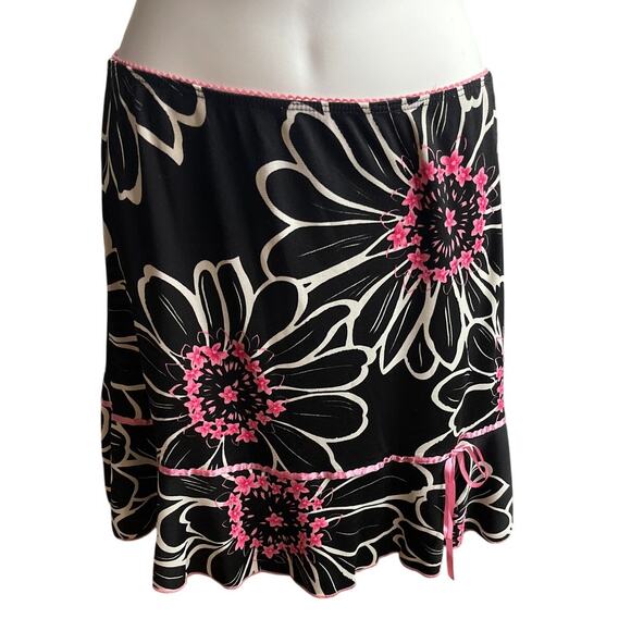 Vintage Y2K Luna Chix Black Pink Floral Ruffle Flowy Skirt Women's Size Medium - Picture 1 of 4